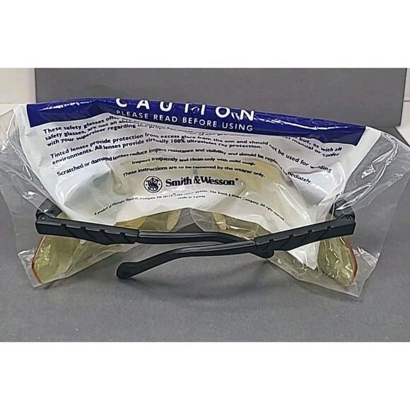 Smith & Wesson 61011 Magnum 3G, Safety Glasses Anti-Scratch, Amber Lens - Picture 5 of 5